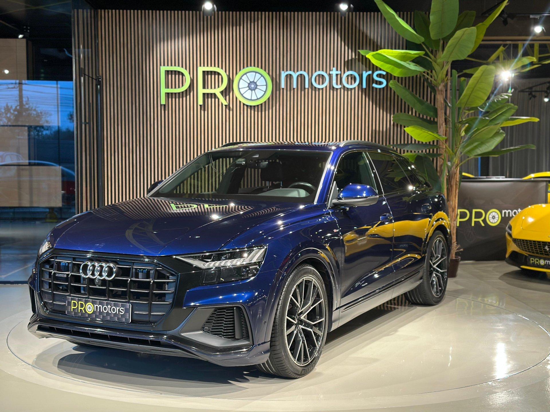 Audi Q8
