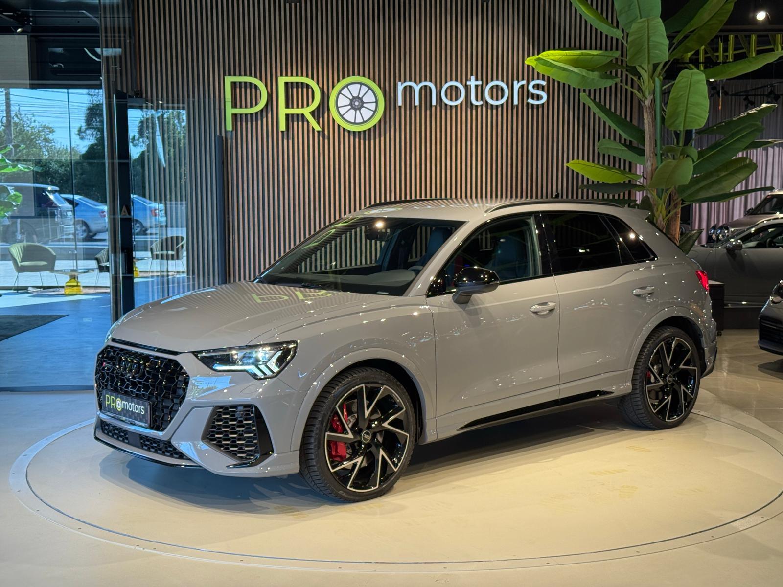 Audi RSQ3