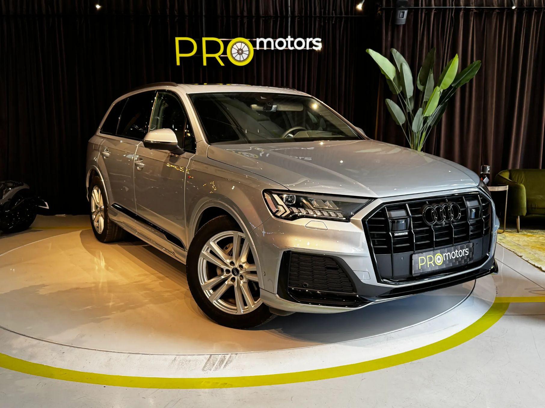 Audi Q7