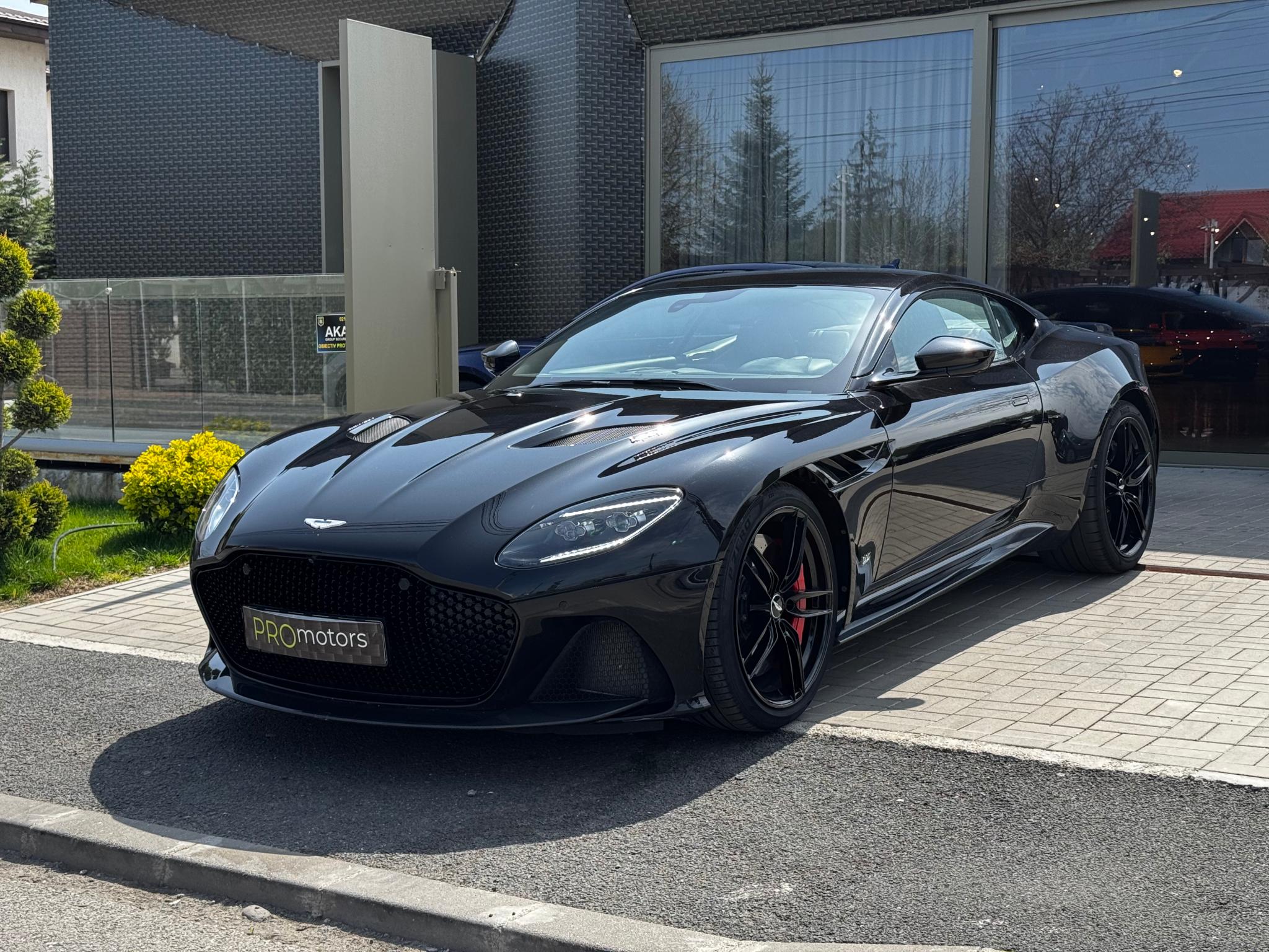 Aston Martin DBS