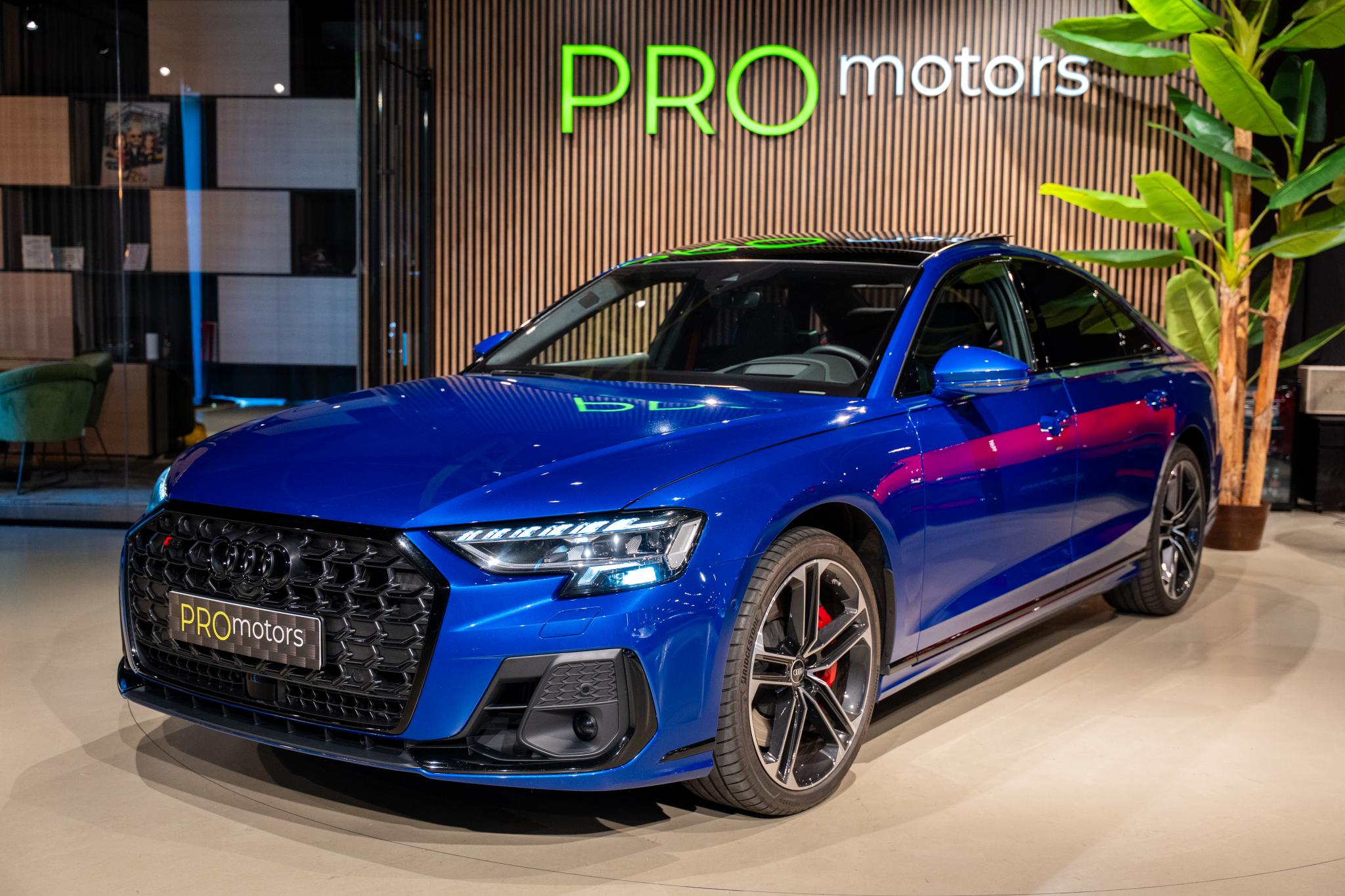 Audi S8