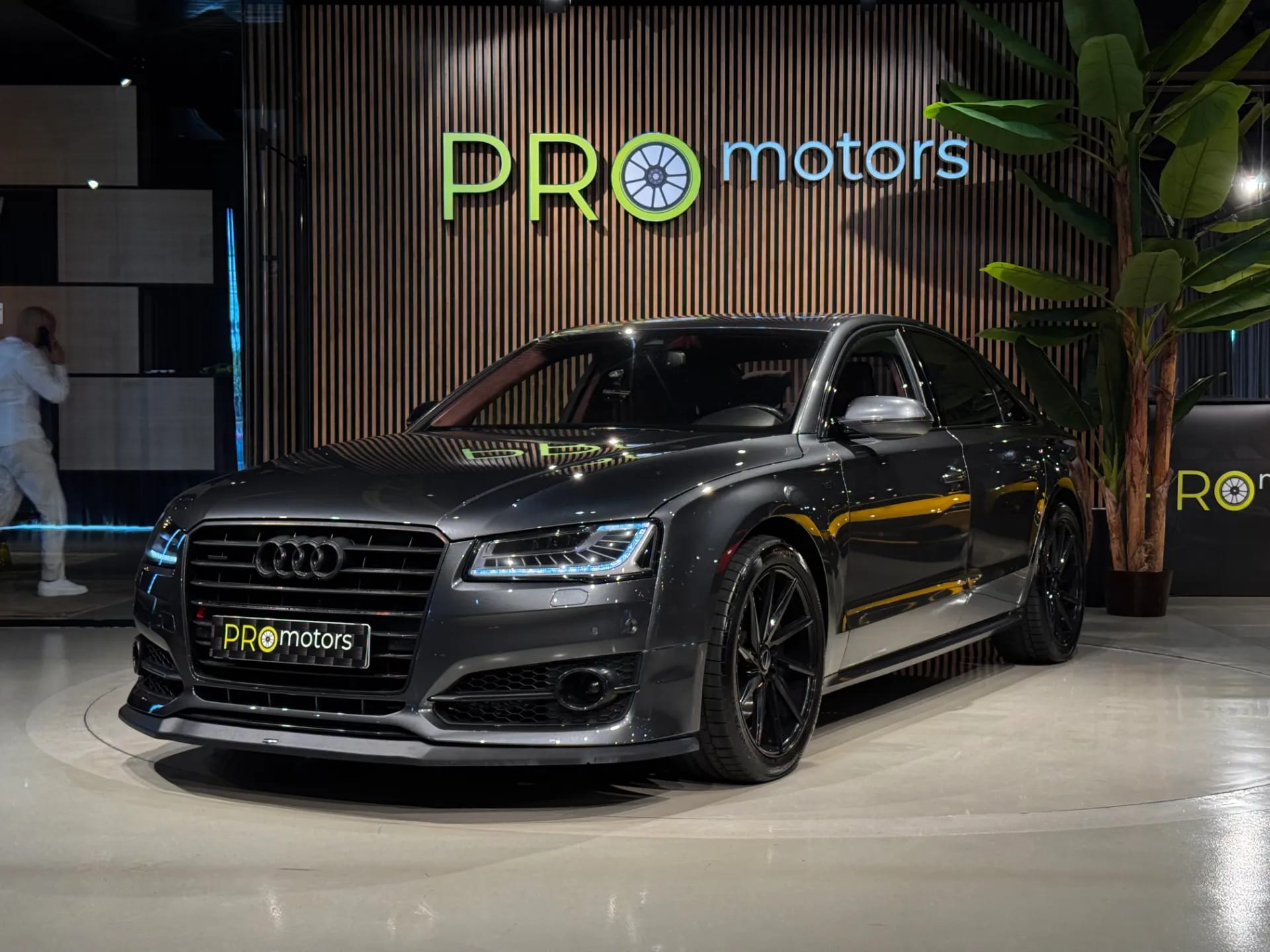 Audi A8 2016